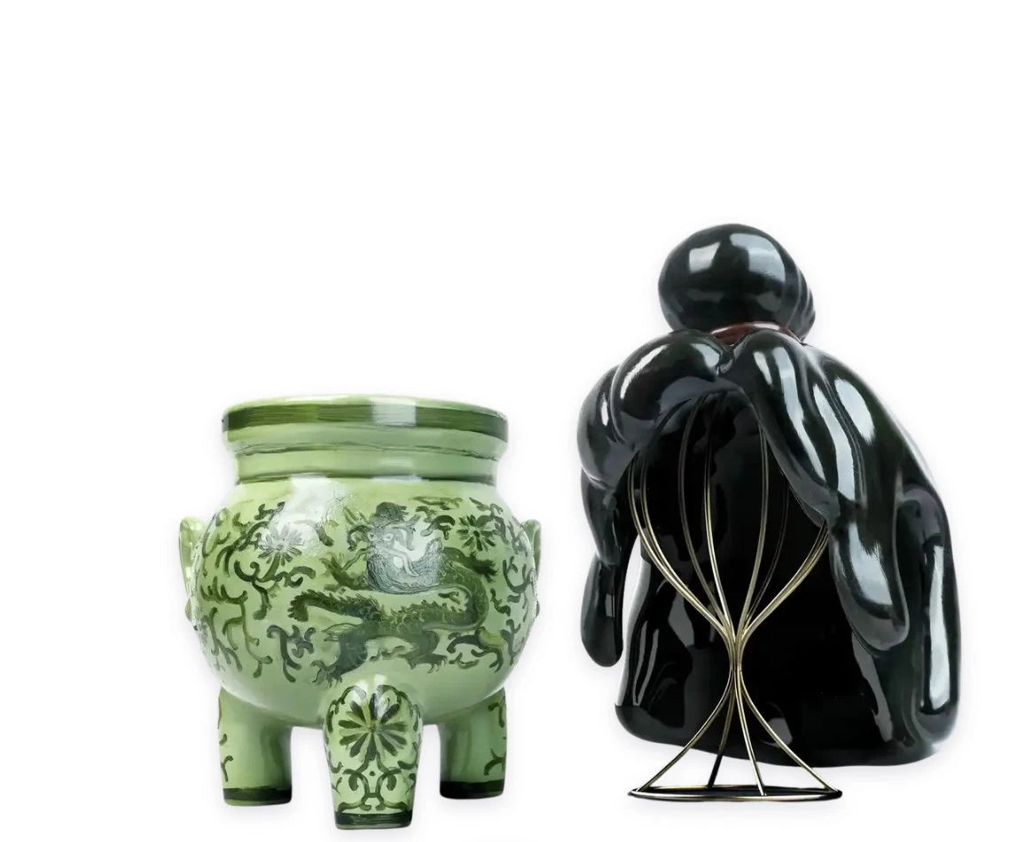 Three-legged cauldron - Dovehouse Contemporary