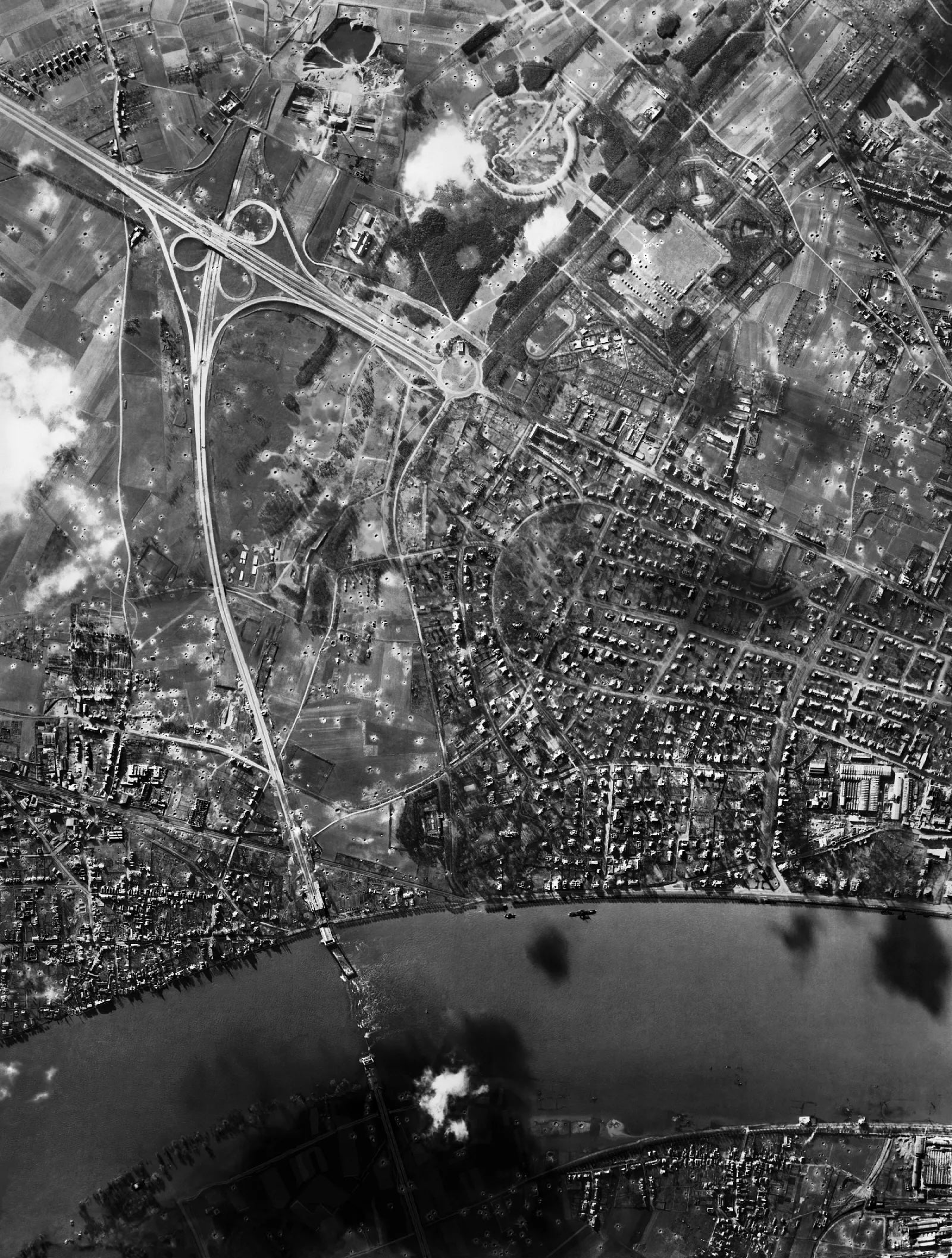 Bridge 14 FEB 45 (III) - Dovehouse Contemporary