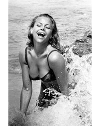 Honor Blackman James Bond Goldfinger 1964 Terry O'Neill Limited Edition Print